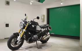 BMW R NINE T 2015