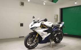 TRIUMPH DAYTONA 675 R 2015