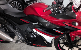 SUZUKI GSX250R DN11A