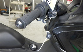 YAMAHA N-MAX SE86J