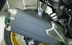 SUZUKI Vｽﾄﾛｰﾑ650XTA 2025