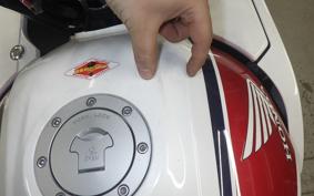 HONDA CB1300SB SUPER BOLDOR A 2012 SC54