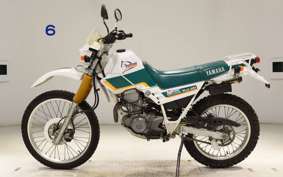 YAMAHA SEROW 225 W 4JG