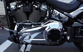 HARLEY FXBR 2026 YE9