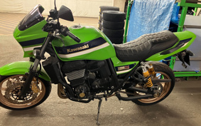 KAWASAKI ZRX1200 DAEG 2015 ZRT20D