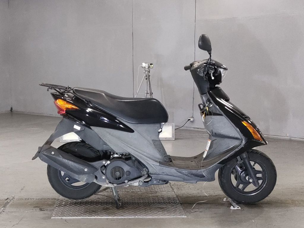 Фото Suzuki ADDRESS V125 с японского аукциона