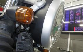 TRIUMPH STREET TWIN 2016