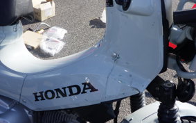 HONDA ｸﾛｽｶﾌﾞ110-3 JA60