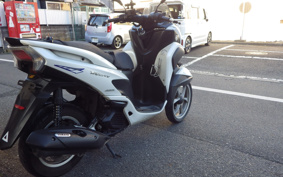 YAMAHA TRICITY 125 SE82J