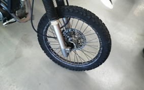 SUZUKI DJEBEL250XC SJ45A