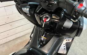YAMAHA T-MAX10TH ANNIVER WHITEMAX 2011 SJ08J