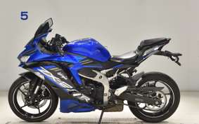 KAWASAKI ZX-25R 2013