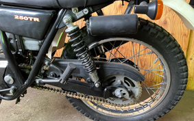 YAMAHA  TOURING  SEROW  DG31J