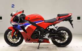 HONDA CBR600RR 2024 PC40