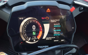 TRIUMPH SPEED TRIPLE 1200RR 2022 S3P02S