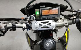 SUZUKI DR-Z400SM 2009 SK44A
