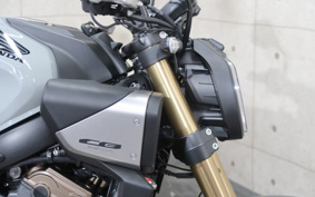 HONDA CB650R E-Clutch 2024 RH17