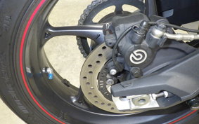 TRIUMPH STREET TRIPLE 2016