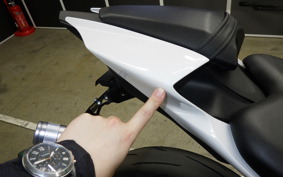 YAMAHA YZF-R7 2023 RM39J
