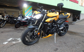 TRIUMPH STREET TRIPLE RS 2025 HDA614