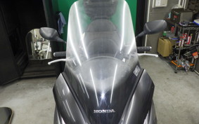 HONDA SILVER WING 600 GT ABS 2015 PF02