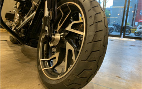 HARLEY FLSB 2019 YMJ