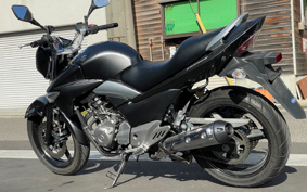 SUZUKI GSR250 GJ55D