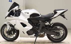 YAMAHA YZF-R7 2023 RM39J