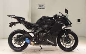 KAWASAKI ZX-25R ZX250E