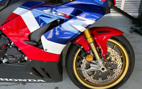 HONDA CBR1000RR-R FB SP 2023 SC82