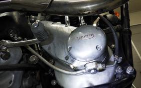 TRIUMPH DAYTONA T70