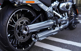 HARLEY FXBR 2026 YE9