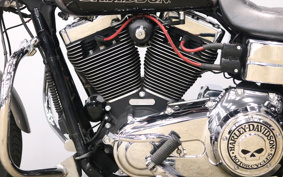 HARLEY FXDL 2016 GN4