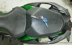 KAWASAKI NINJA H2 SX SE 2018 ZXT02A
