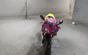YAMAHA YZF-R1 1999 RN01