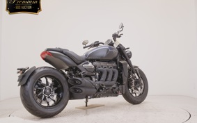 TRIUMPH ROCKET III ストームR 2025