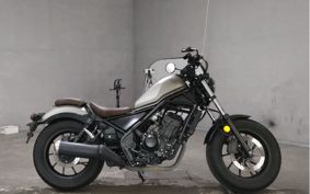 HONDA REBEL MC49