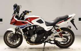 HONDA CB1300SB SUPER BOLDOR 2017 SC54