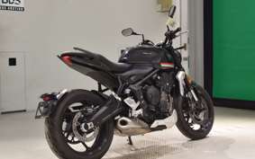 TRIUMPH TRIDENT 660 2024