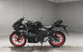 SUZUKI GSX-R125 DL33B