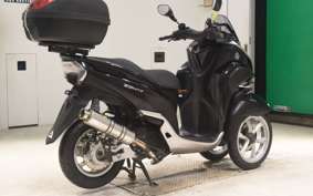YAMAHA TRICITY 125 A SE82J
