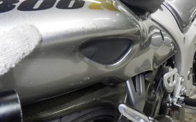 SUZUKI GSX1300R HAYABUSA 2002