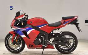 HONDA CBR600RR 2024 PC40