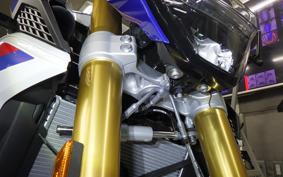 BMW F900R 2025