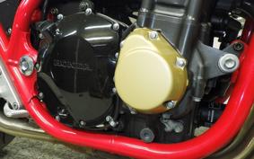 HONDA CB1300SB SUPER BOLDOR A 2006 SC54