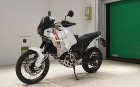 DUCATI DESSERT X 2022