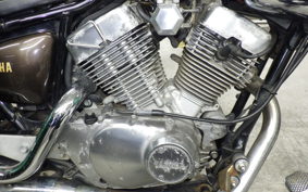 YAMAHA VIRAGO 250 2004 3DM