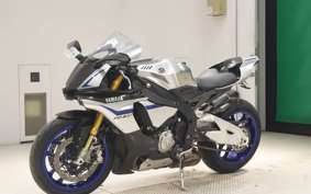 YAMAHA YZF-R1 M 2018