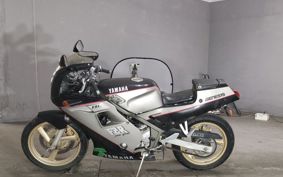 YAMAHA FZR250 2KR