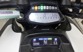 DUCATI DIAVEL AMG 2012